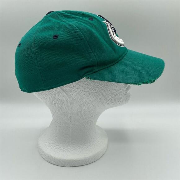Vancouver Canucks Fitted Hat Green Size 7 1/4 Men's Hockey Cap - Picture 4 of 9